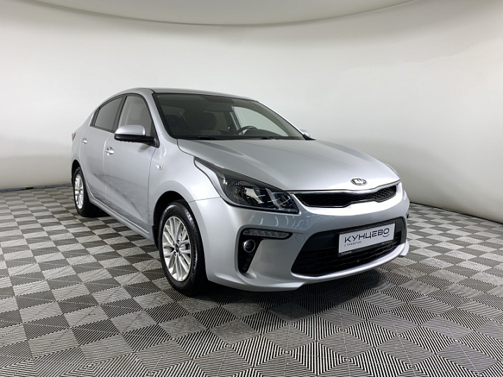 KIA Rio 1.6, 2018 года, Автоматическая, Серебристый