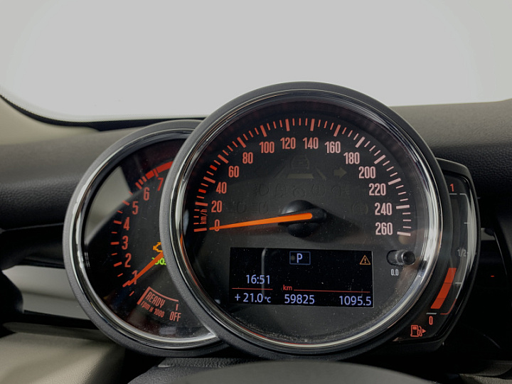 MINI Cooper 1.5, 2019 года, Автоматическая, Светло-голубой