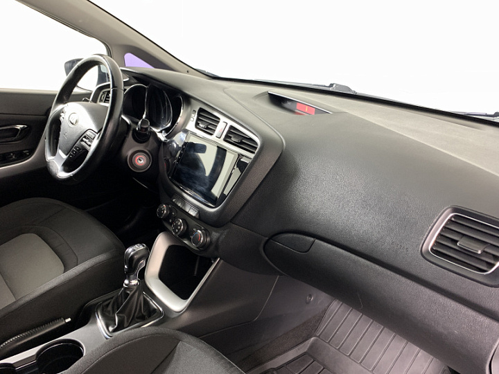 KIA Ceed 1.6, 2013 года, Механика, БЕЛЫЙ