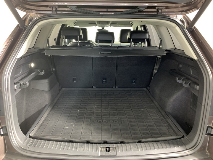 SKODA Kodiaq 2, 2018 года, Робот, КОРИЧНЕВЫЙ