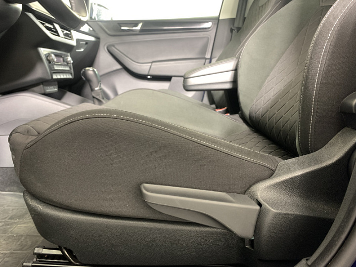Skoda Rapid 1.4, 2020 года, Робот, Синий