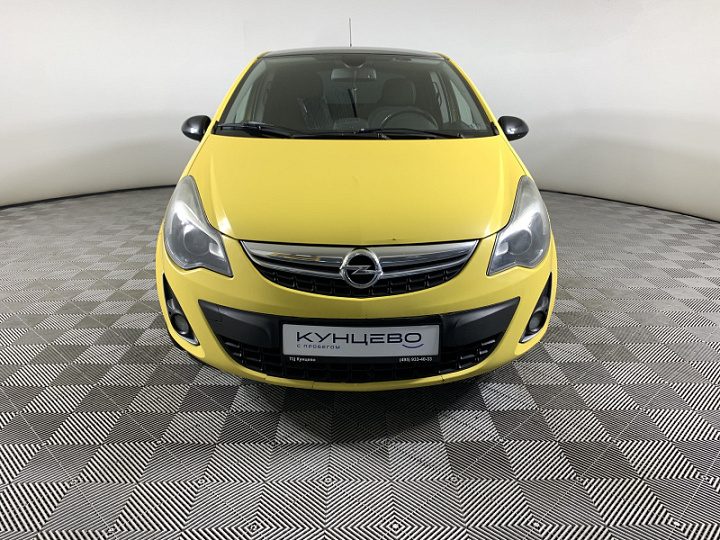 Opel Corsa 1.4, 2013 года, Автоматическая, желтый