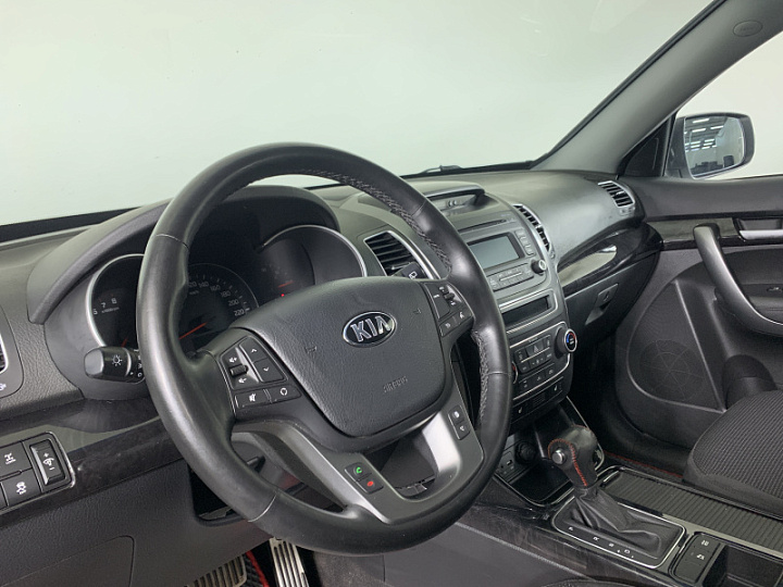 KIA Sorento 2.4, 2018 года, Автоматическая, БЕЛЫЙ