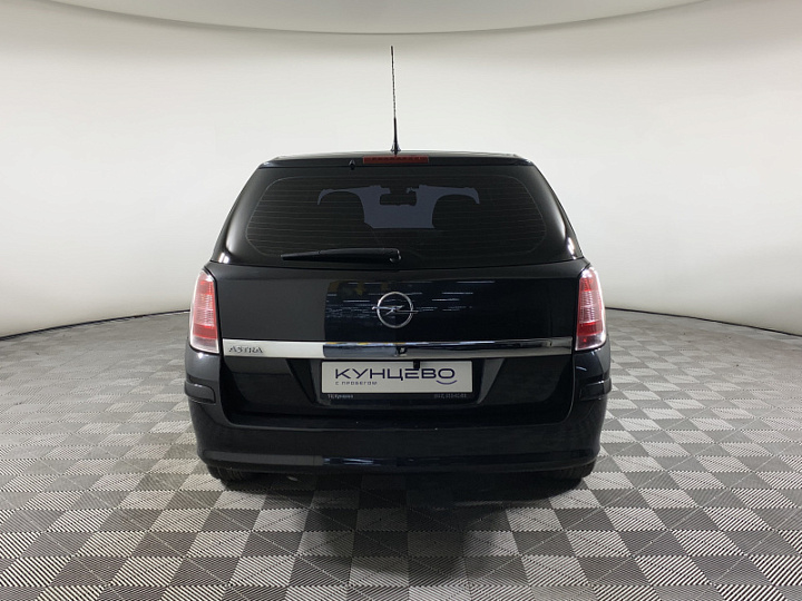 Opel Astra 1.6, 2012 года, Механика, Черный