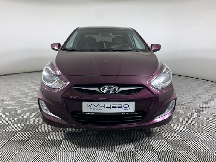 HYUNDAI Solaris 1.6, 2012 года, Механика, ФИОЛЕТОВЫЙ