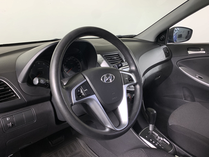 Hyundai Solaris 1.6, 2011 года, Автоматическая, ТЕМНО-СИНИЙ