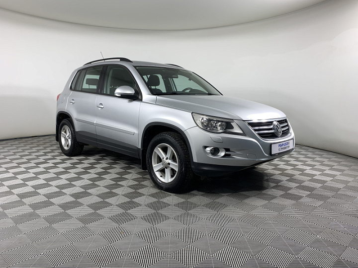 VOLKSWAGEN Tiguan 2, 2009 года, Автоматическая, Серебристый