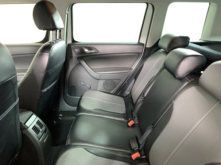 SKODA Yeti 1.8, 2015 года, Робот, БЕЛЫЙ