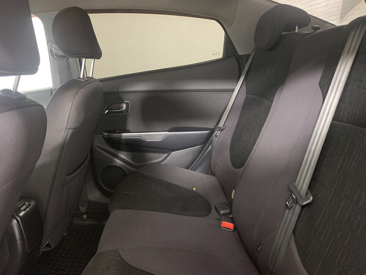 KIA Rio 1.6, 2014 года, Автоматическая, БЕЛЫЙ