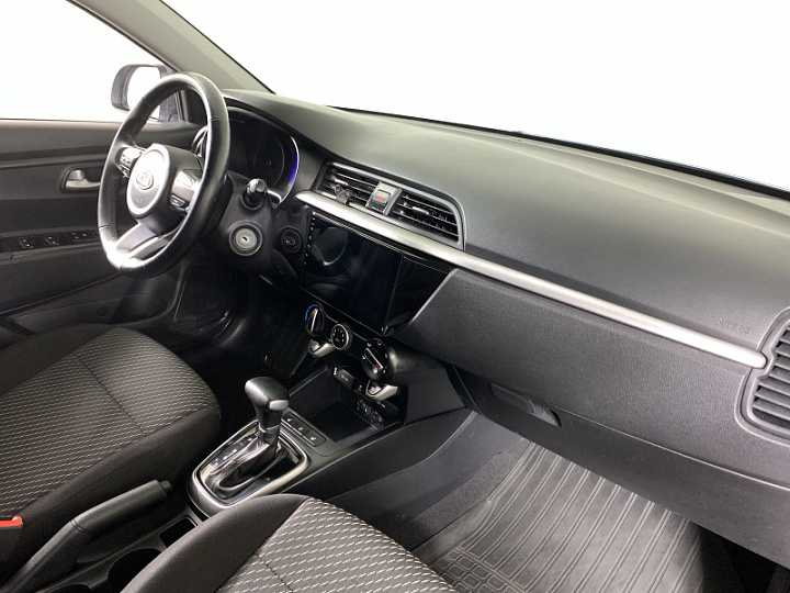 KIA Rio 1.6, 2019 года, Автоматическая, Светло серый