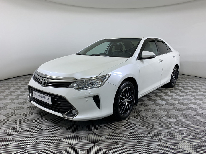 TOYOTA Camry 2.5, 2015 года, Автоматическая, БЕЛЫЙ