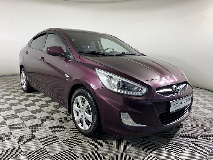 HYUNDAI Solaris 1.6, 2013 года, Механика, ФИОЛЕТОВЫЙ