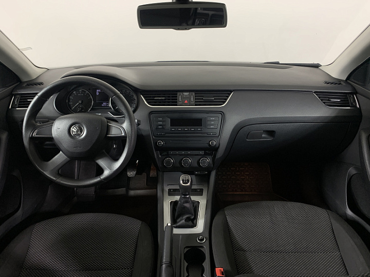 SKODA Octavia 1.2, 2014 года, Механика, БЕЛЫЙ