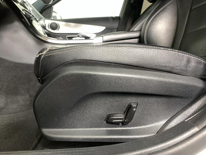 MERCEDES-BENZ C-Класс 180 1.6, 2014 года, Автоматическая, БЕЛЫЙ