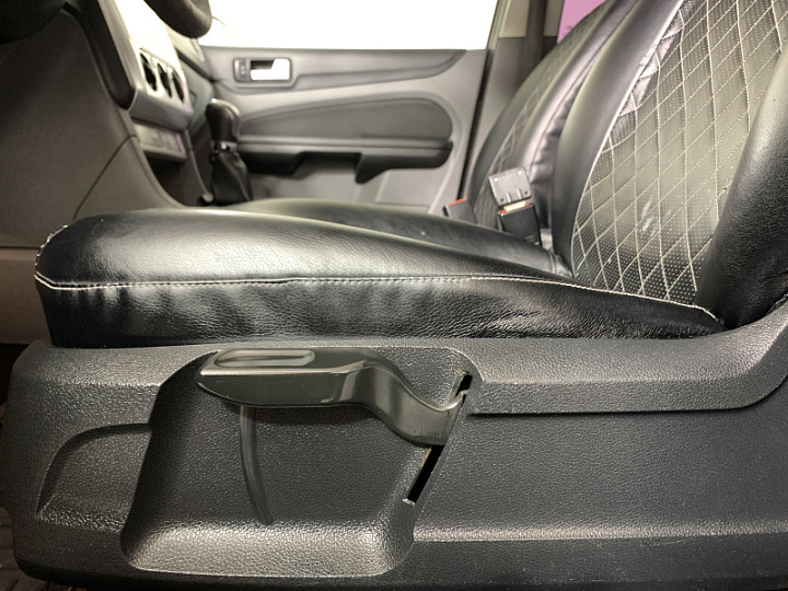 FORD Focus 1.6, 2010 года, Механика, ЧЕРНЫЙ