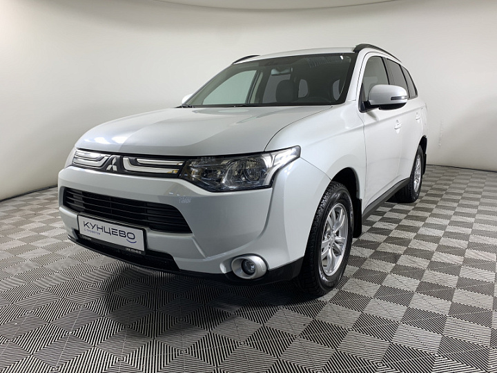 Mitsubishi Outlander 2, 2013 года, Вариатор, БЕЛЫЙ