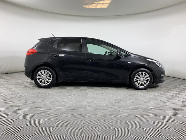 KIA Ceed 1.4, 2015 года, Механика, ЧЕРНЫЙ