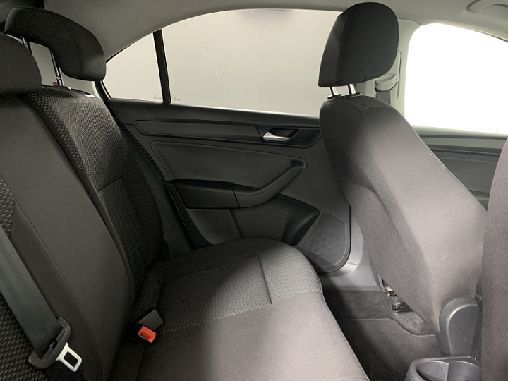 VOLKSWAGEN Polo 1.6, 2020 года, Автоматическая, СЕРЫЙ