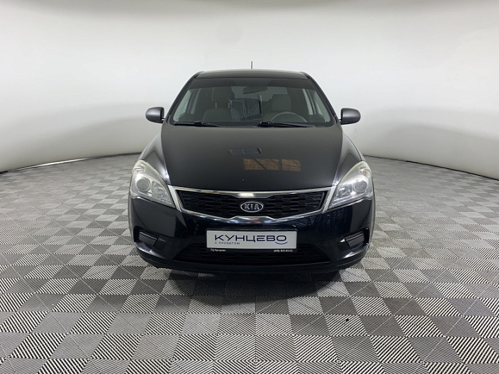 KIA Ceed 1.4, 2011 года, Механика, Черный перламутр