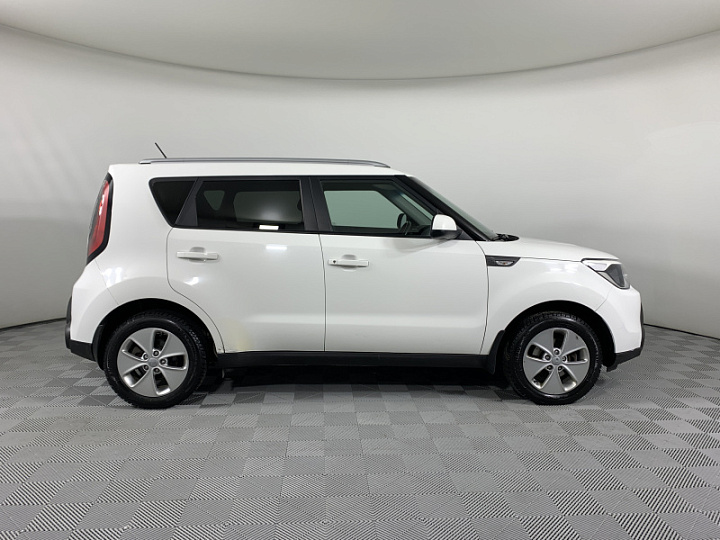 KIA Soul 1.6, 2016 года, Автоматическая, БЕЛЫЙ