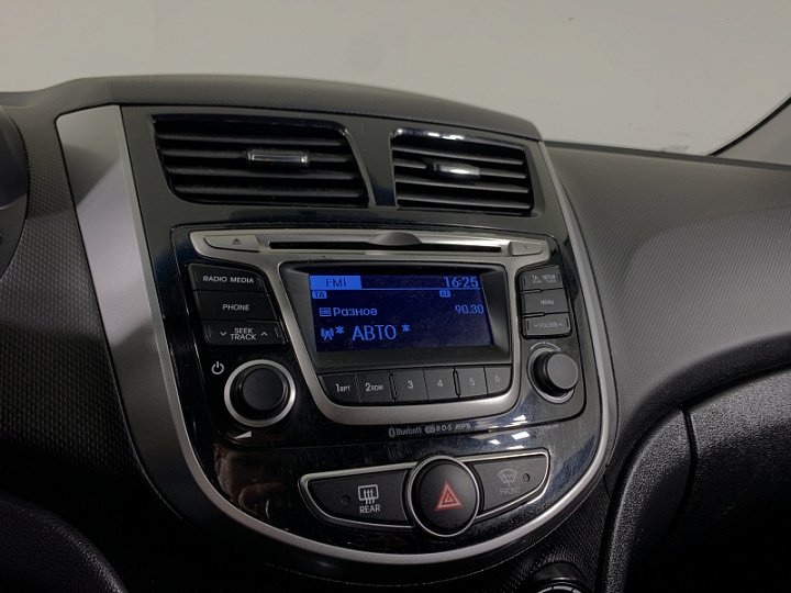 HYUNDAI Solaris 1.6, 2015 года, Механика, БЕЛЫЙ