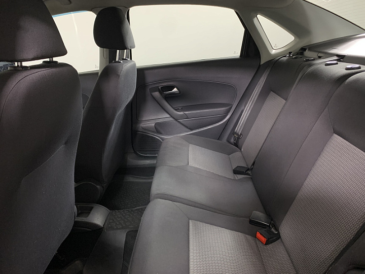 Volkswagen Polo 1.6, 2012 года, Автоматическая, ЧЕРНЫЙ