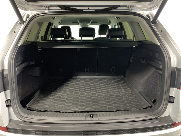 SKODA Kodiaq 1.4, 2020 года, Робот, СЕРЫЙ