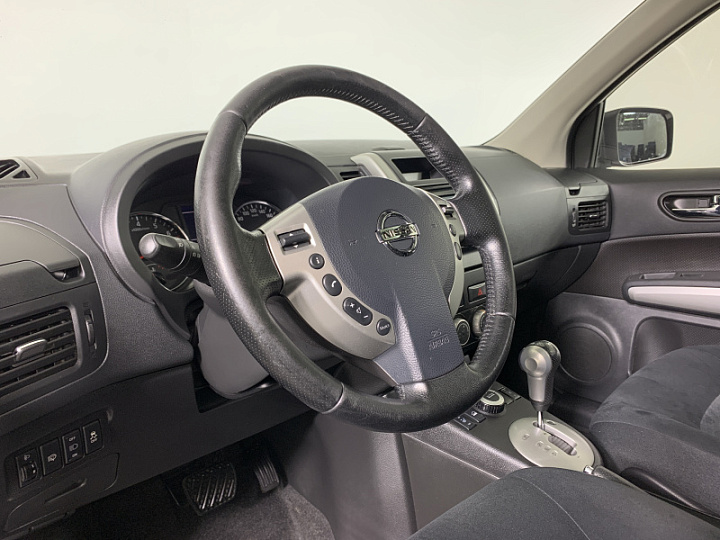 NISSAN X-Trail 2.5, 2014 года, Вариатор, БЕЛЫЙ