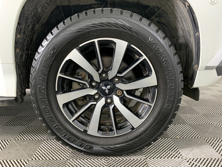 MITSUBISHI Pajero Sport 2.4, 2017 года, Автоматическая, БЕЛЫЙ