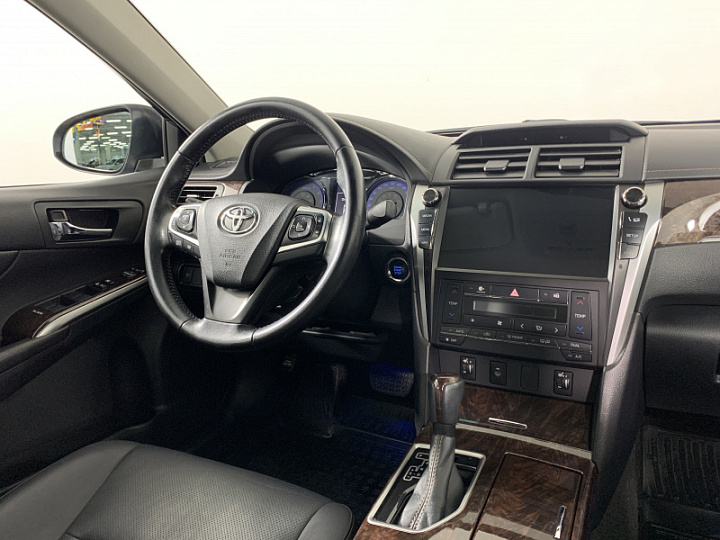 TOYOTA Camry 2.5, 2017 года, Автоматическая, Черный металлик