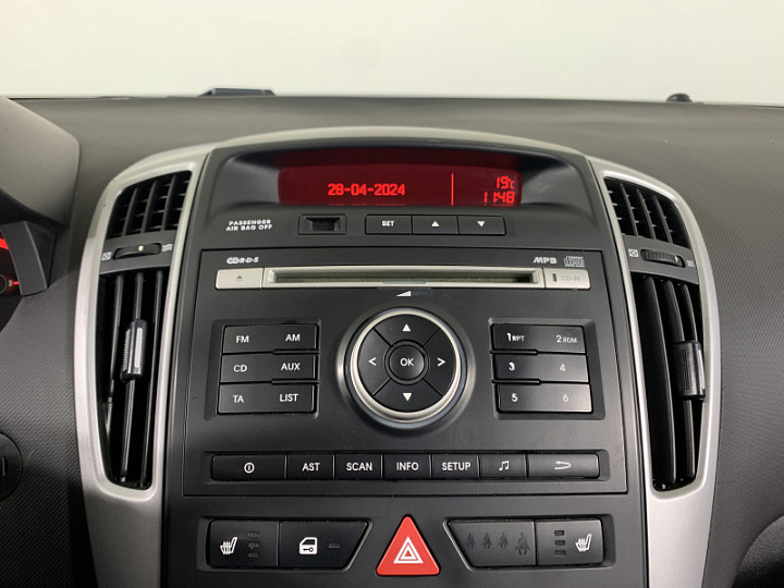 KIA Ceed 1.6, 2010 года, Автоматическая, Черный перламутр