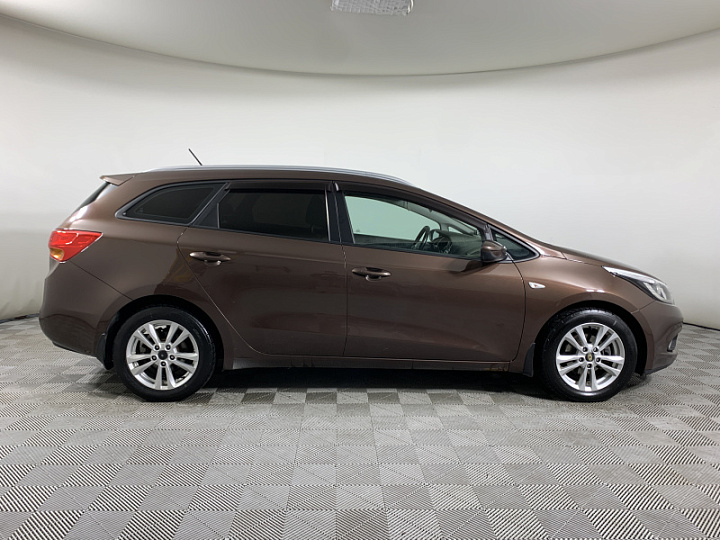 KIA Ceed 1.6, 2012 года, Автоматическая, КОРИЧНЕВЫЙ