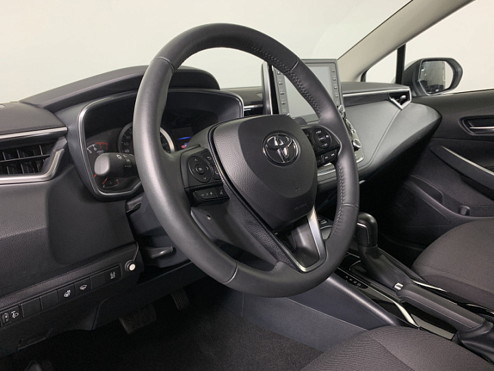 TOYOTA Corolla 1.6, 2022 года, Вариатор, БЕЛЫЙ