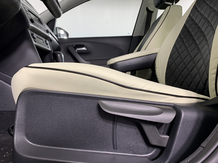 VOLKSWAGEN Polo 1.6, 2015 года, Автоматическая, Белый (темно-серый)
