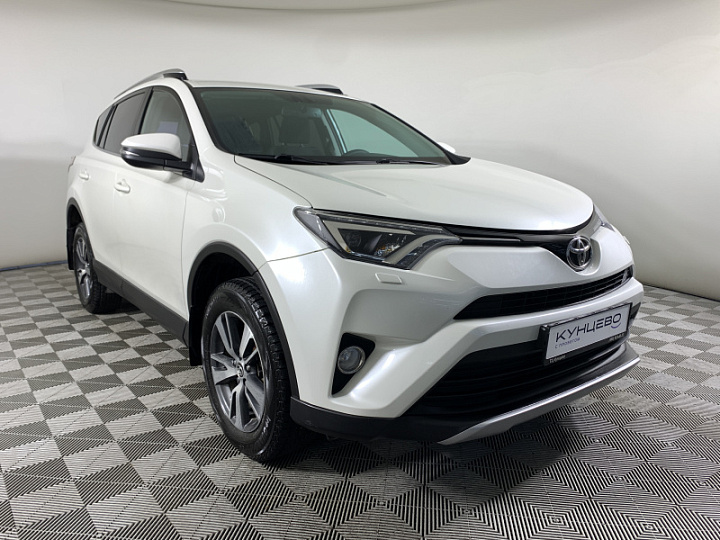 TOYOTA RAV4 2.2, 2018 года, Автоматическая, БЕЛЫЙ