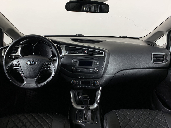 KIA Ceed 1.6, 2017 года, Автоматическая, Серебристый