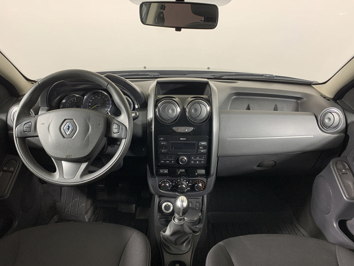 RENAULT Duster 2, 2017 года, Механика, Темно-Коричневый