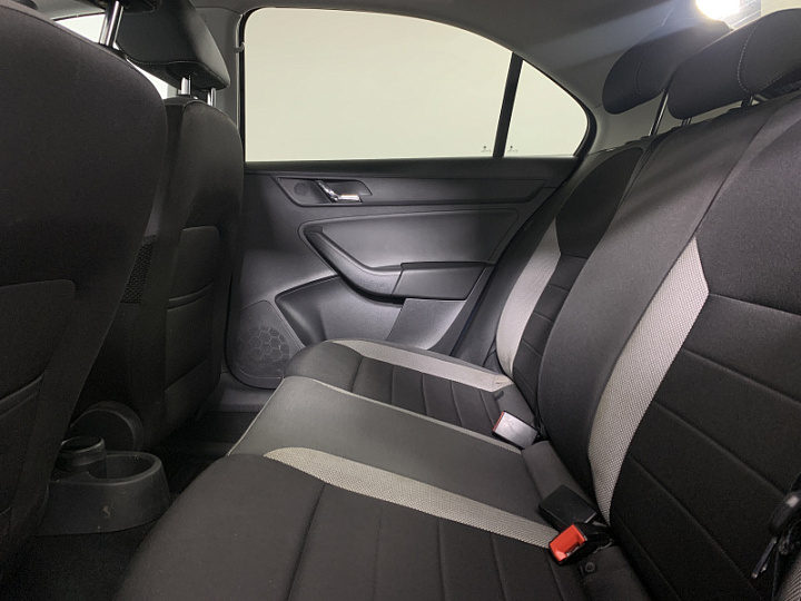 SKODA Rapid 1.6, 2017 года, Автоматическая, ТЕМНО-СИНИЙ
