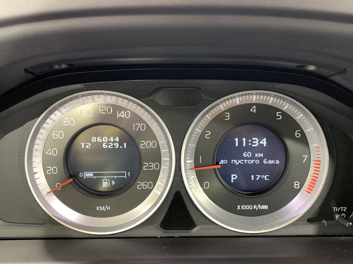 VOLVO XC60 2, 2011 года, Автоматическая, ТЕМНО-СЕРЫЙ