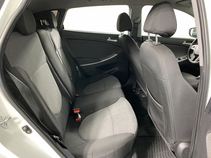 HYUNDAI Solaris 1.4, 2014 года, Автоматическая, БЕЛЫЙ