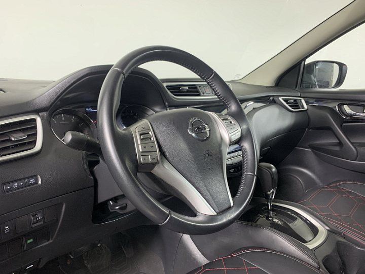 NISSAN Qashqai 1.2, 2016 года, Вариатор, КРАСНЫЙ