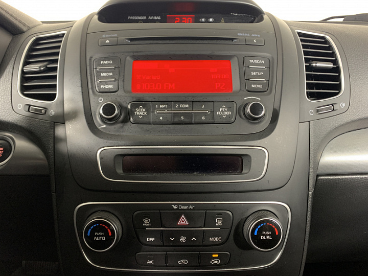 KIA Sorento 2.4, 2014 года, Автоматическая, СЕРЫЙ