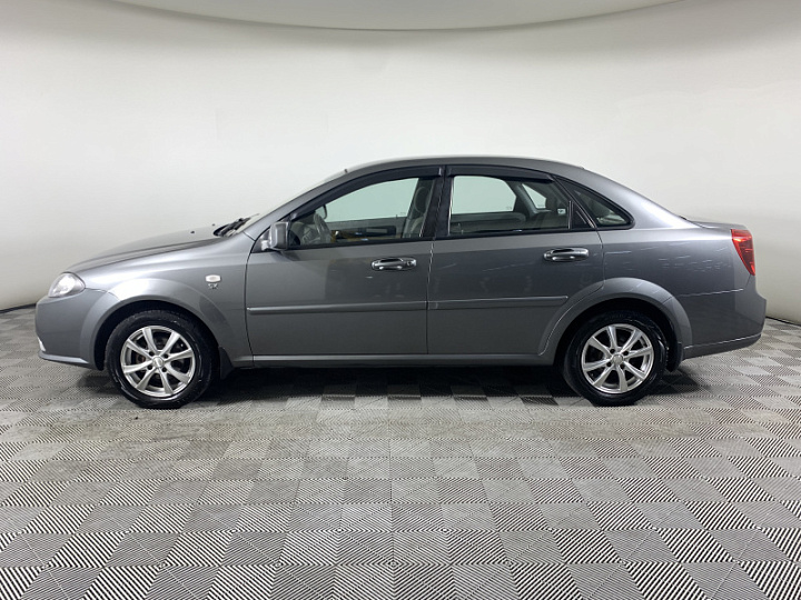 Daewoo Gentra 1.5, 2015 года, Механика, Темно-серый