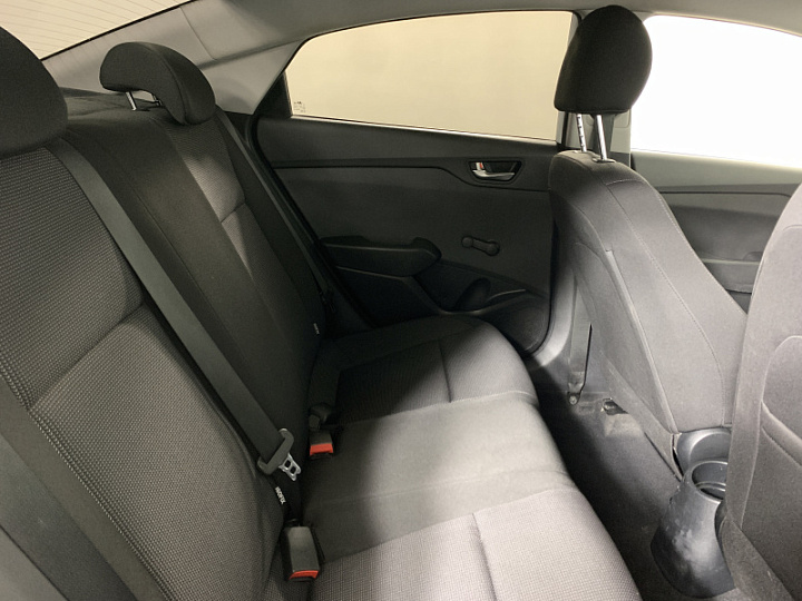 HYUNDAI Solaris 1.4, 2019 года, Механика, БЕЛЫЙ