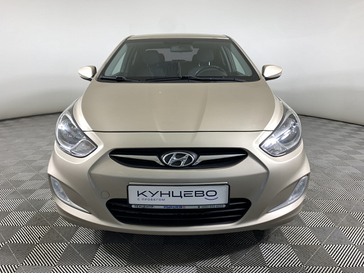 HYUNDAI Solaris 1.6, 2011 года, Автоматическая, Бежево-серый