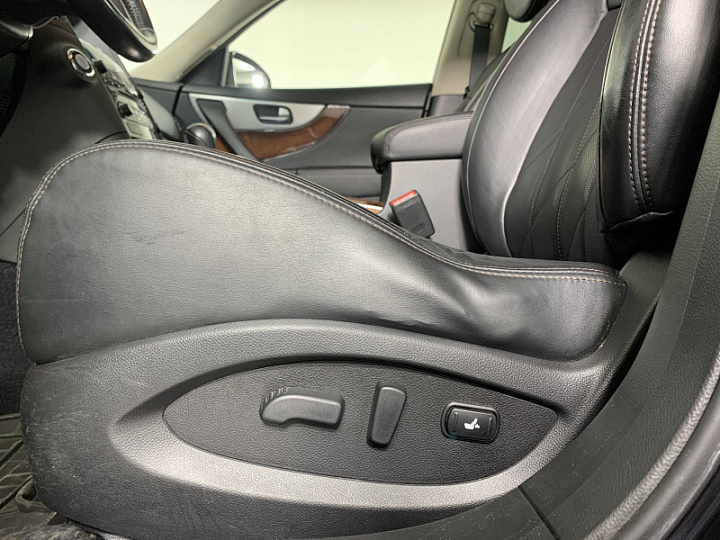 INFINITI FX 37 3.7, 2013 года, Автоматическая, ЧЕРНЫЙ