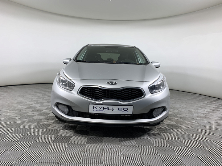 KIA Ceed 1.6, 2013 года, Механика, БЕЛЫЙ