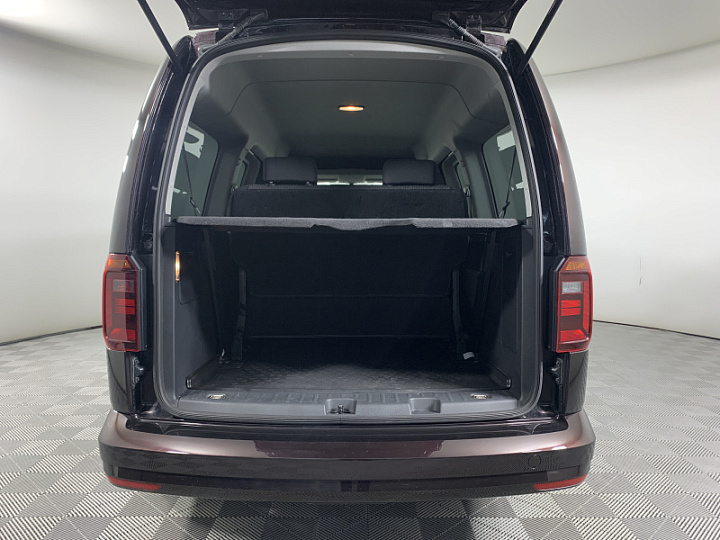 VOLKSWAGEN Caddy 1.6, 2020 года, Механика, Красный гранат