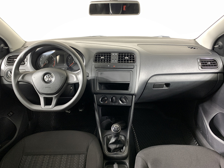 VOLKSWAGEN Polo 1.6, 2018 года, Механика, ЧЕРНЫЙ