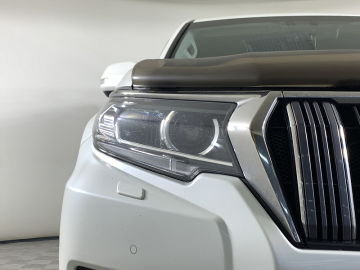 TOYOTA Land Cruiser Prado 2.8, 2018 года, Автоматическая, БЕЛЫЙ